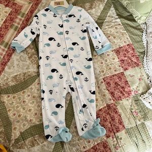 Chick pea, 3-6 month footed sleeper